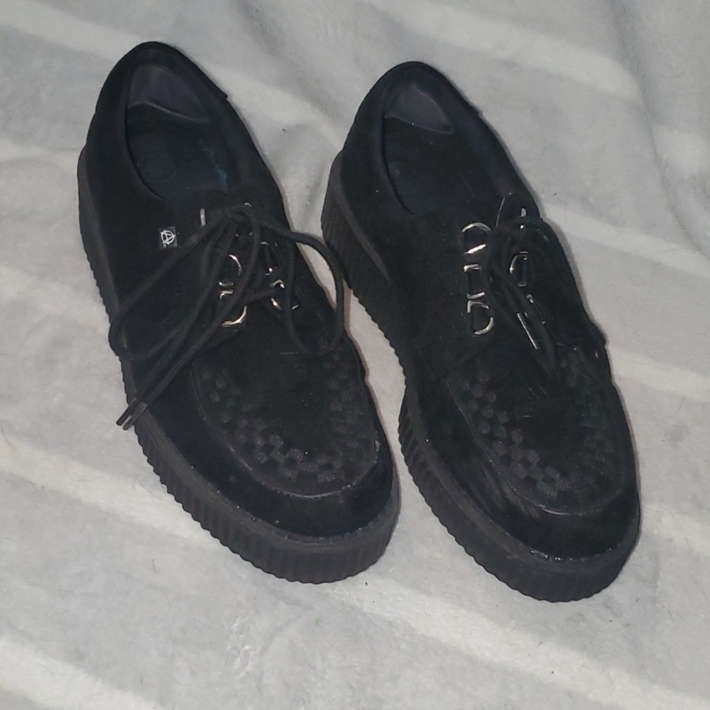 T.U.K. Anarchic black suede creeper